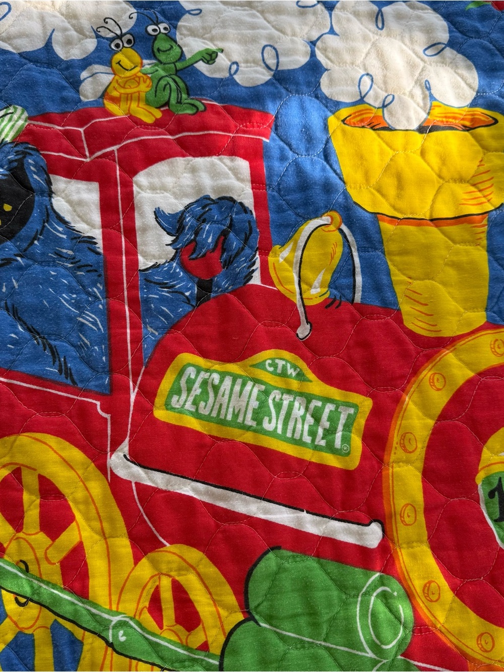 Sesame Street Red Train Quilt with Bright Character Prints - Picture 2 of 6